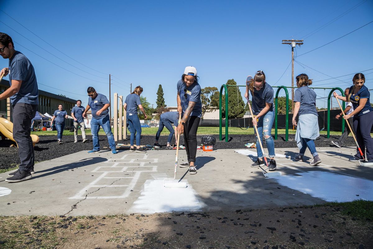 LA Galaxy staff team up with Playworks Southern California to kick off “Galaxy Giving” by beautifying Community Preparatory Academy in Carson, Calif. on February 7, 2018. 