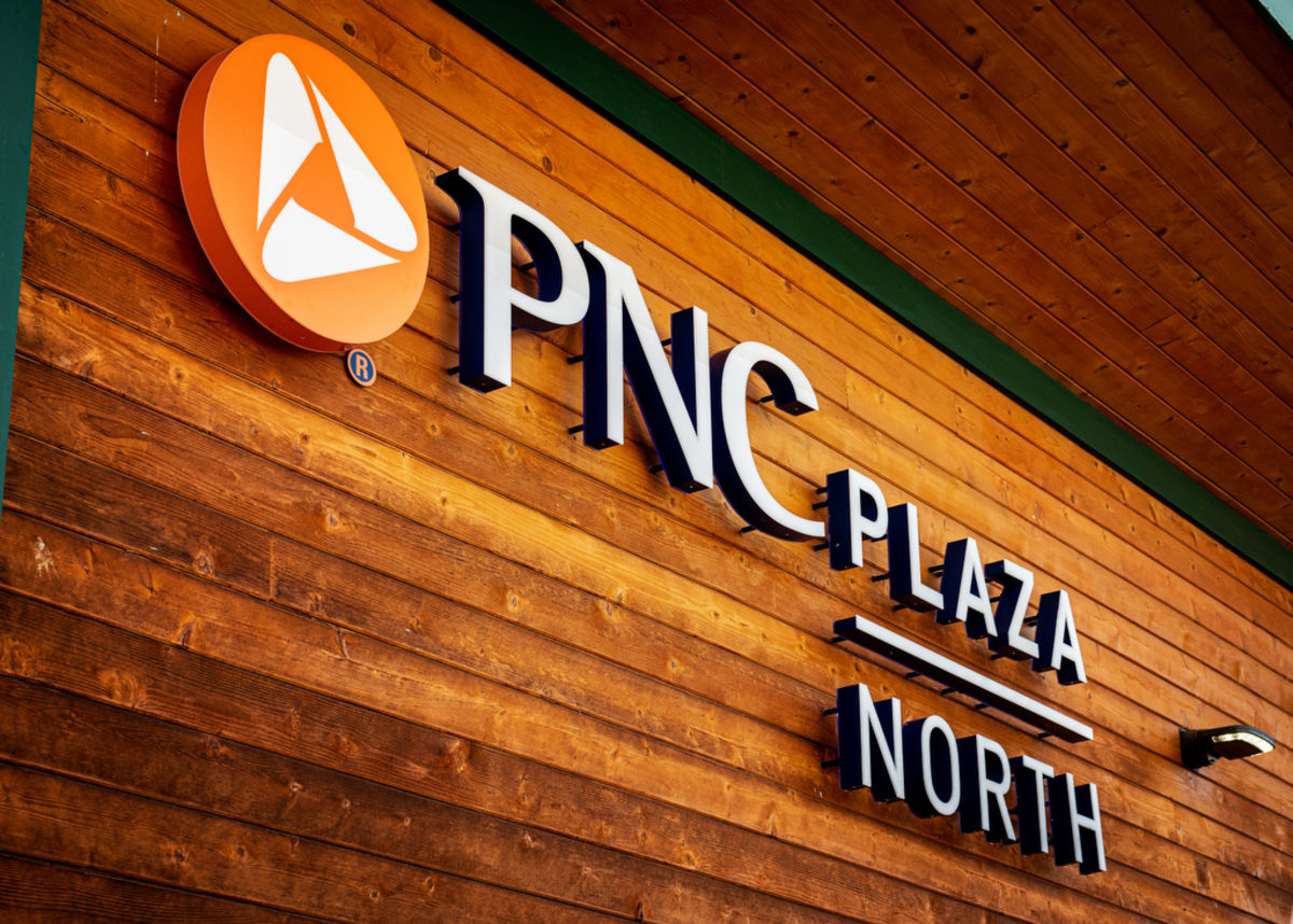 PNC Bank renames two central plazas at Fiddler’s Green Amphitheatre (Photo: Business Wire)