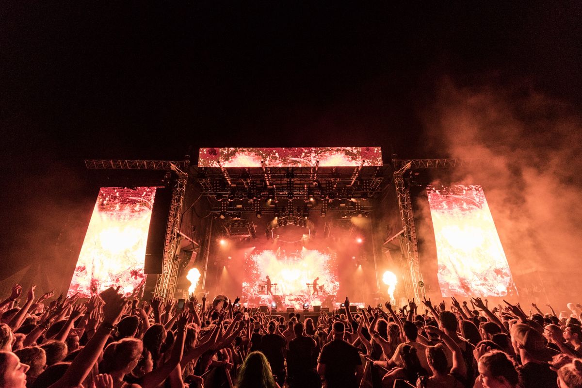 Image of the stage from the crowd