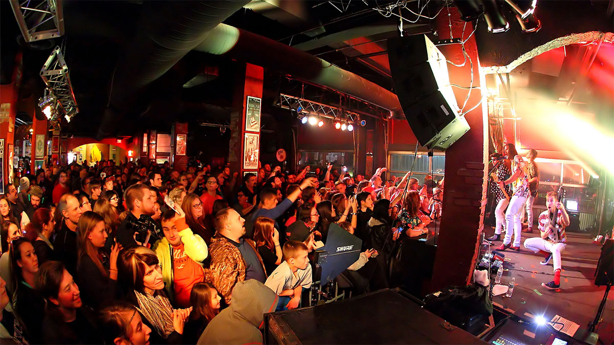 A&R Music Bar Image