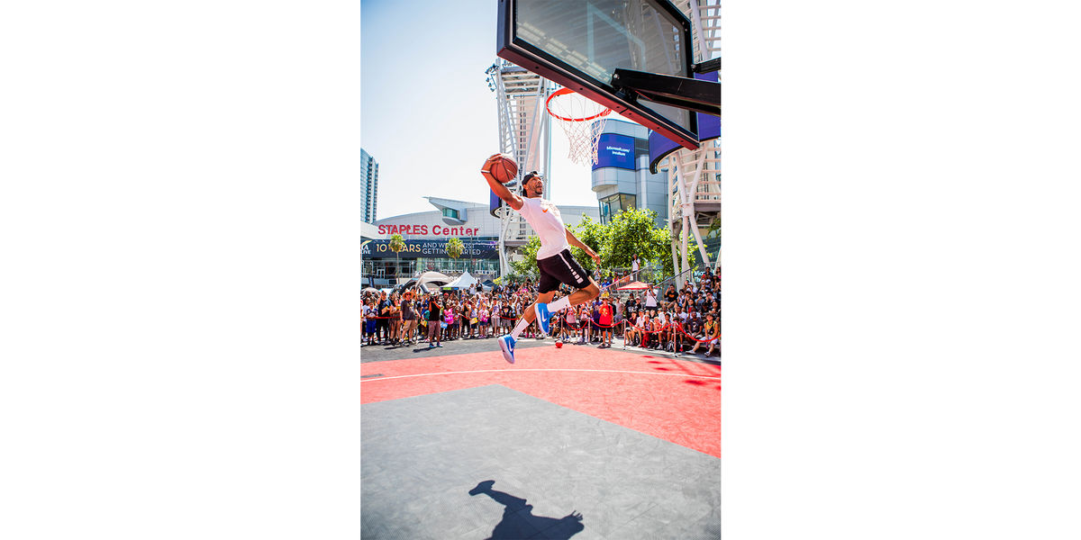The 10th Annual Nike Basketball 3ON3 Tournament at L.A. LIVE features street play on more than 100 courts surrounding STAPLES Center and L.A. LIVE in addition to the fan-favorite Nike Slam Dunk Contest in Microsoft Square throughout the weekend of Aug. 4-5, 2018. (Photo: Business Wire)