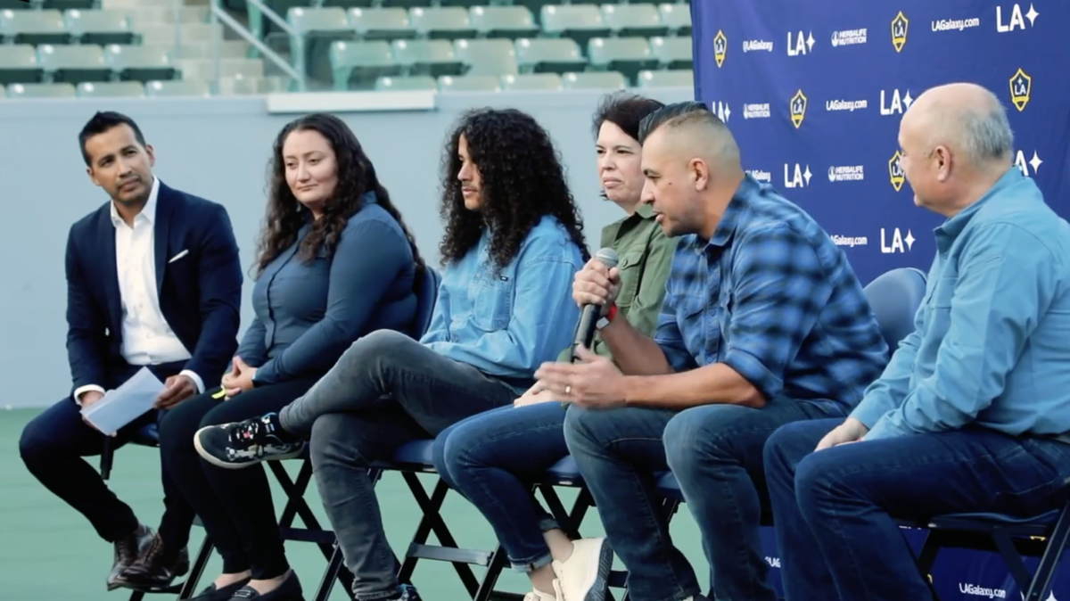 AEG Futures panel moderated by Urel Martinez (SVP Sales and Services from Dignity Health Sports Park) with Latinx AEG colleagues.