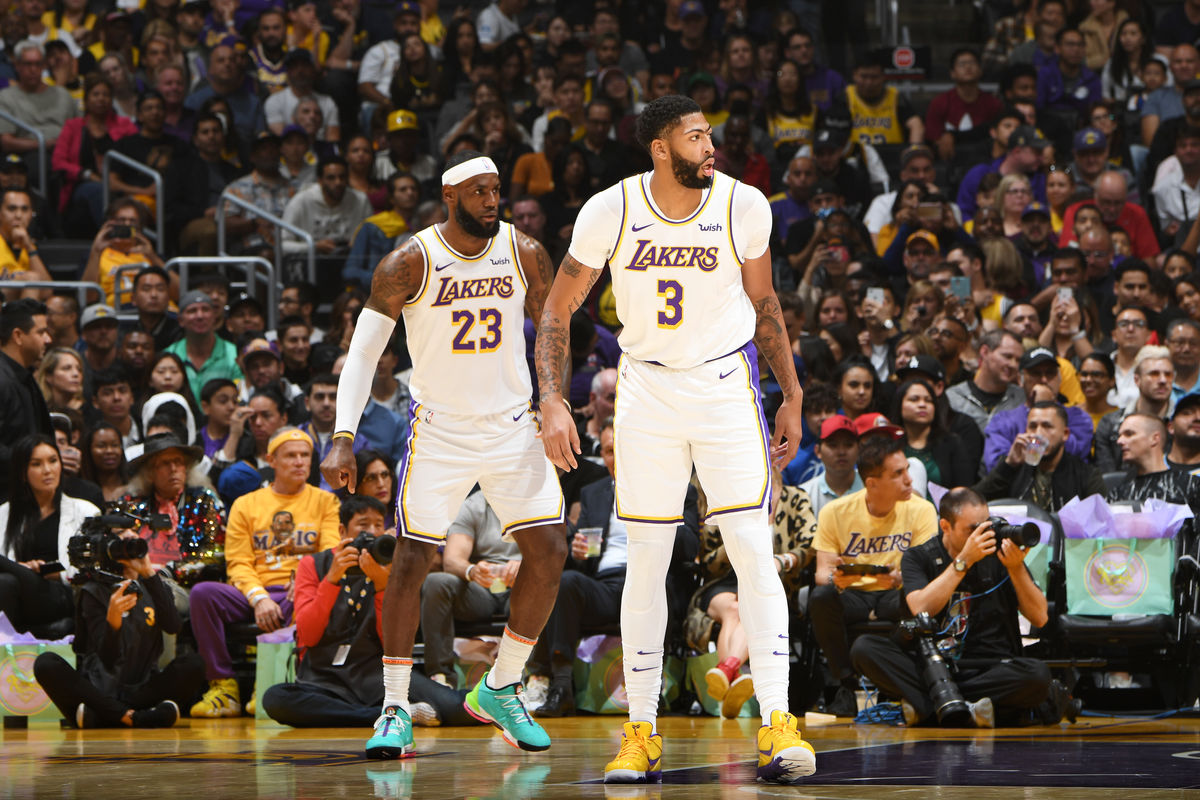 Lakers teammates