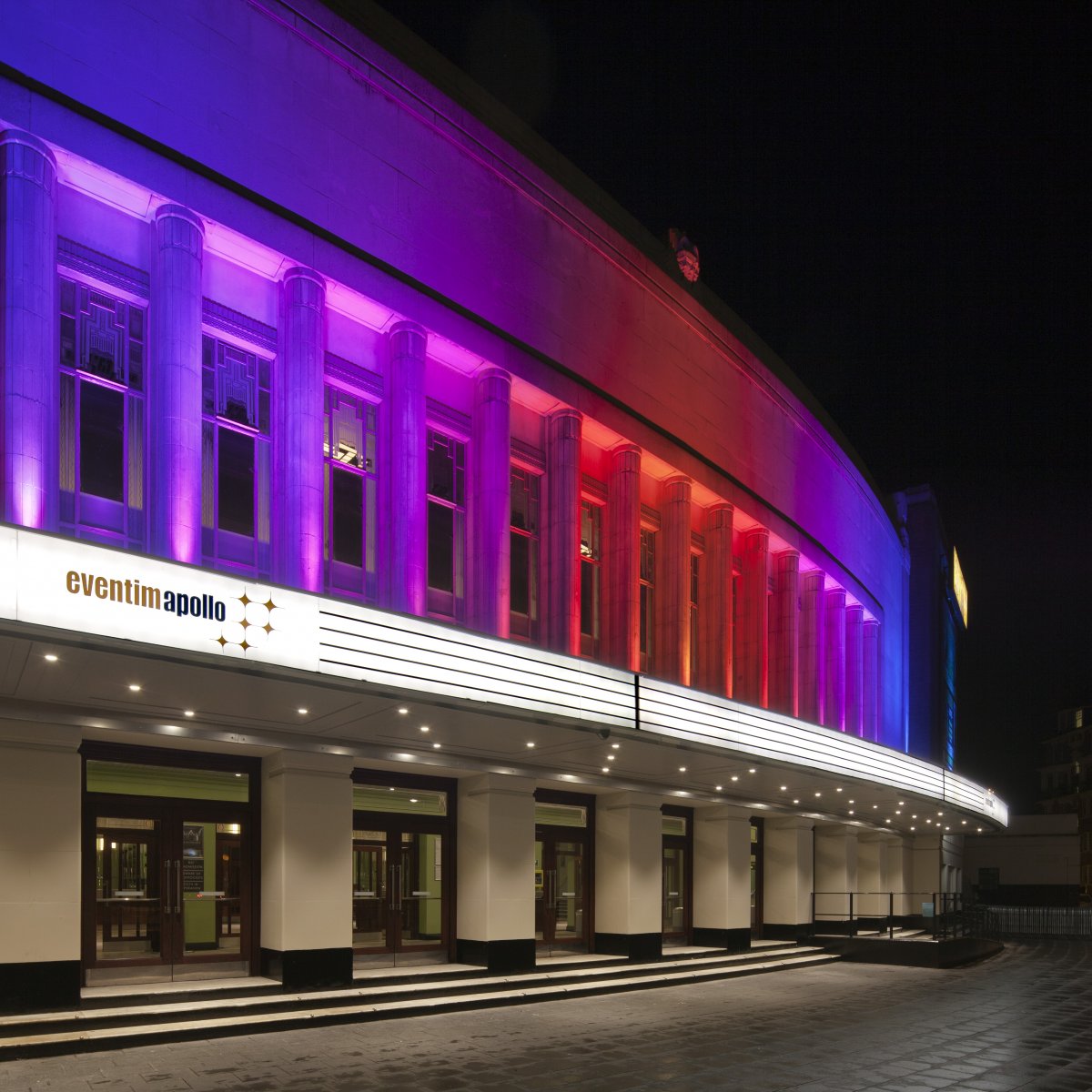 Exterior Image of Eventim Hammersmith Apollo in London at night
